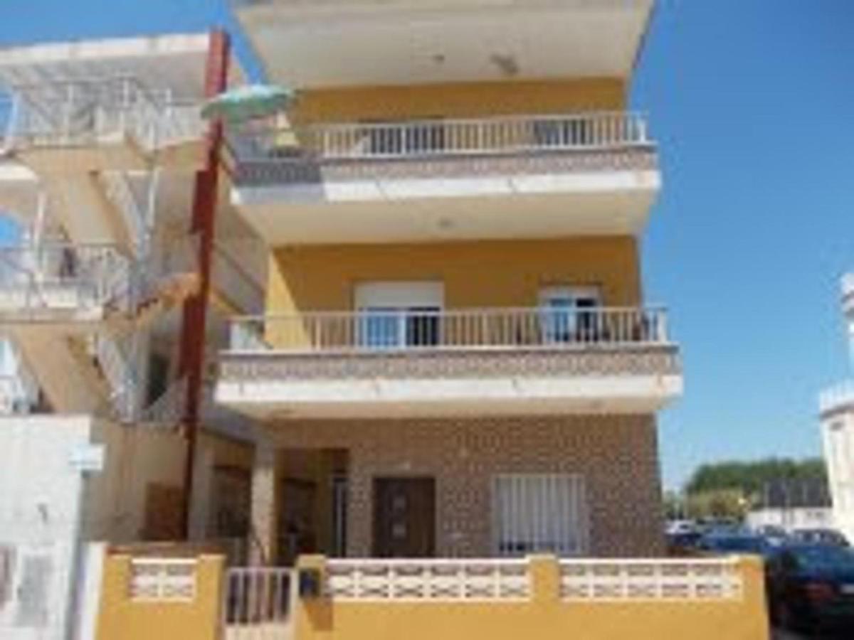 Piles - Apartment - Sleeps 7 - Parking - Seafront Εξωτερικό φωτογραφία