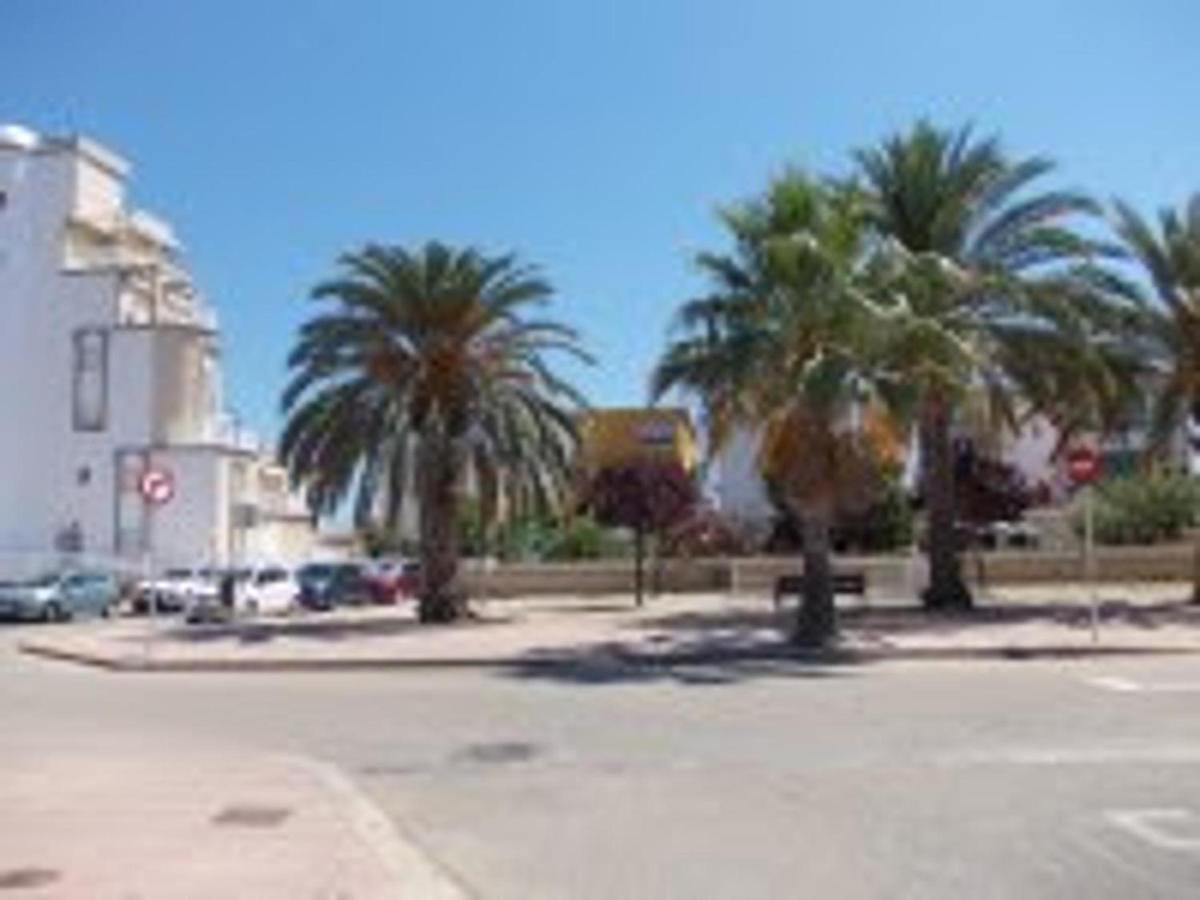 Piles - Apartment - Sleeps 7 - Parking - Seafront Εξωτερικό φωτογραφία