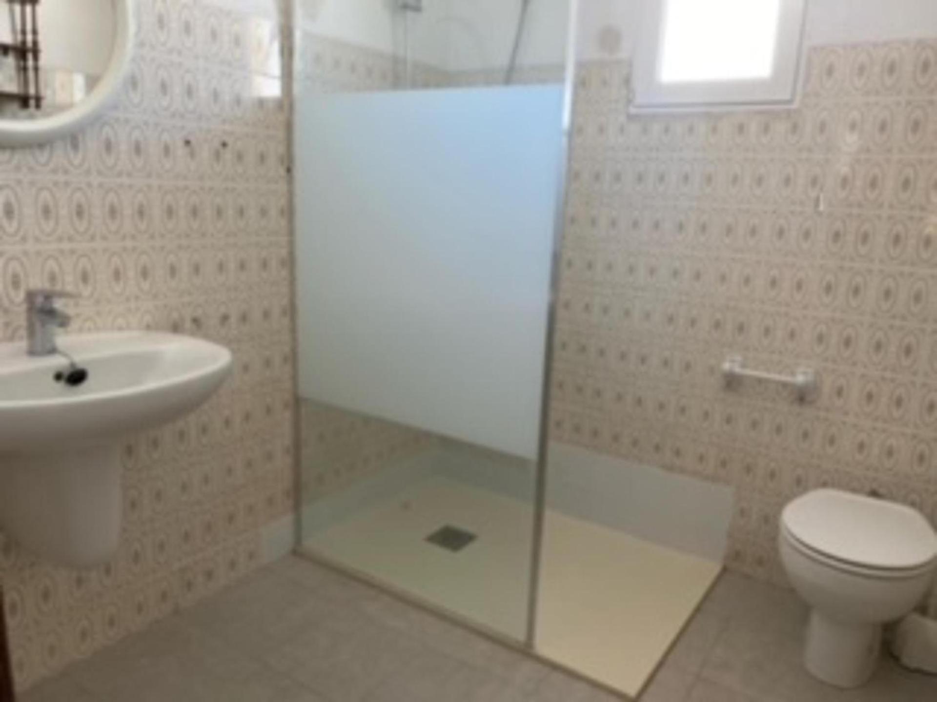 Piles - Apartment - Sleeps 7 - Parking - Seafront Εξωτερικό φωτογραφία